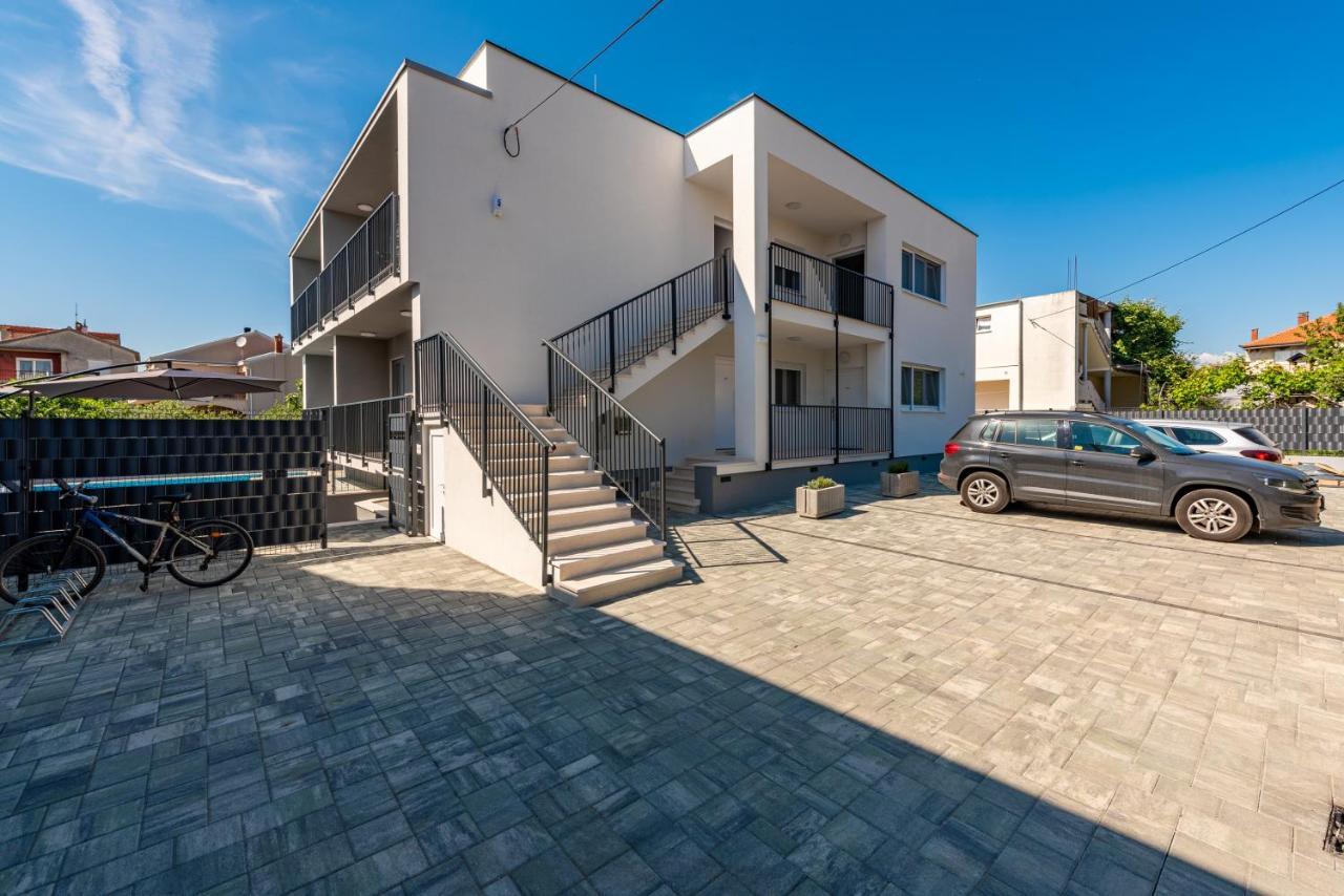 Apartmani Diva Zára Kültér fotó
